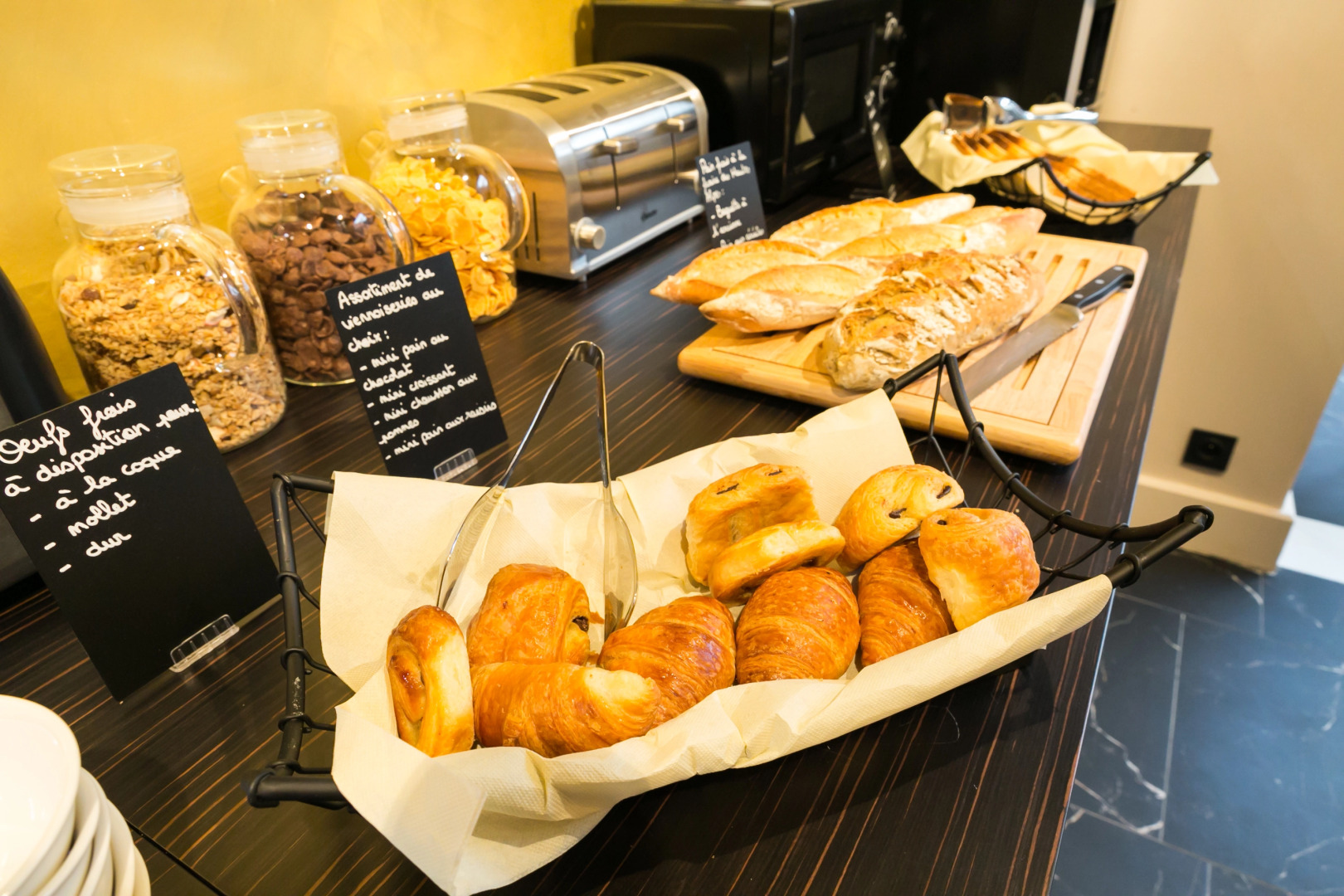 Отель Best Western Journel Saint-Laurent-Du-Var