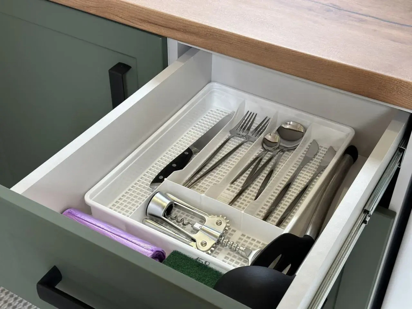 Частный Дом в Окружении Кедpового Леса со Своей Террасой и Мангальной Зоной