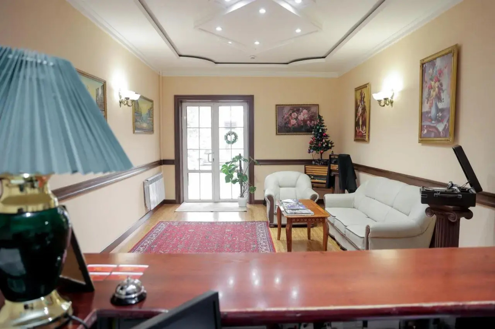 Отель GRAND ROYAL