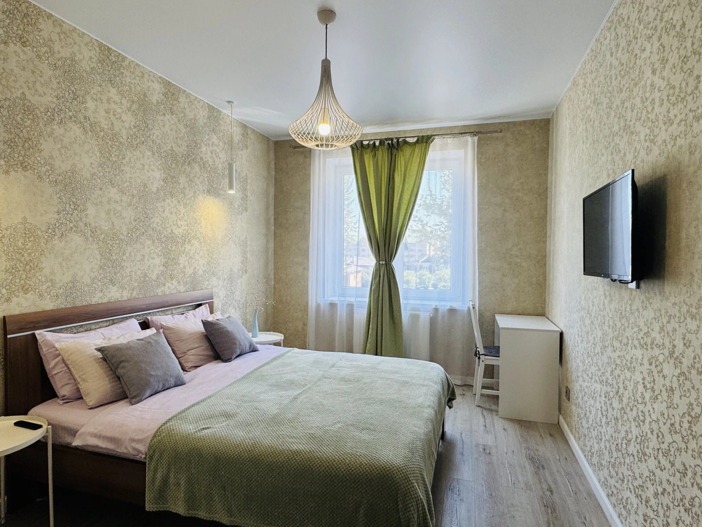 Квартира двухкомнатная в центре Морская волна