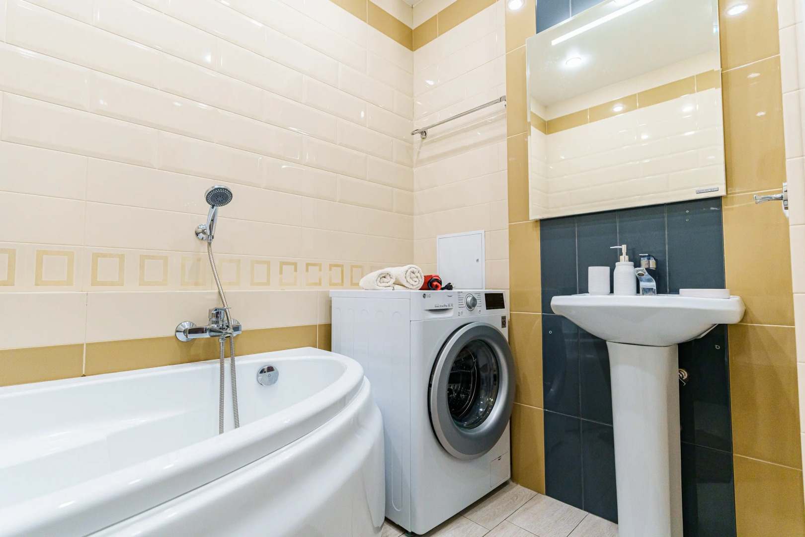 Апартаменты Стильные от LetoApart