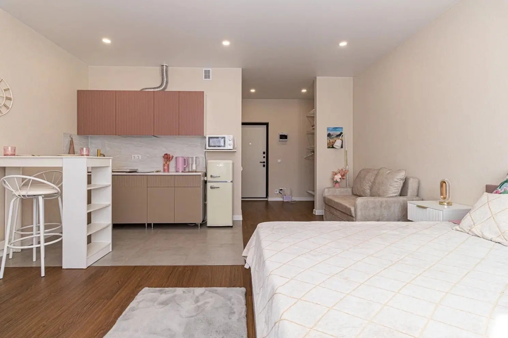 Апартаменты Дизайнерская Студия в ЖК Самолет