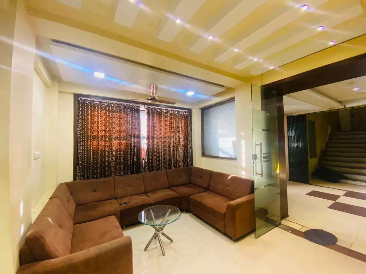 Отель Ganesh Banquet Dining And