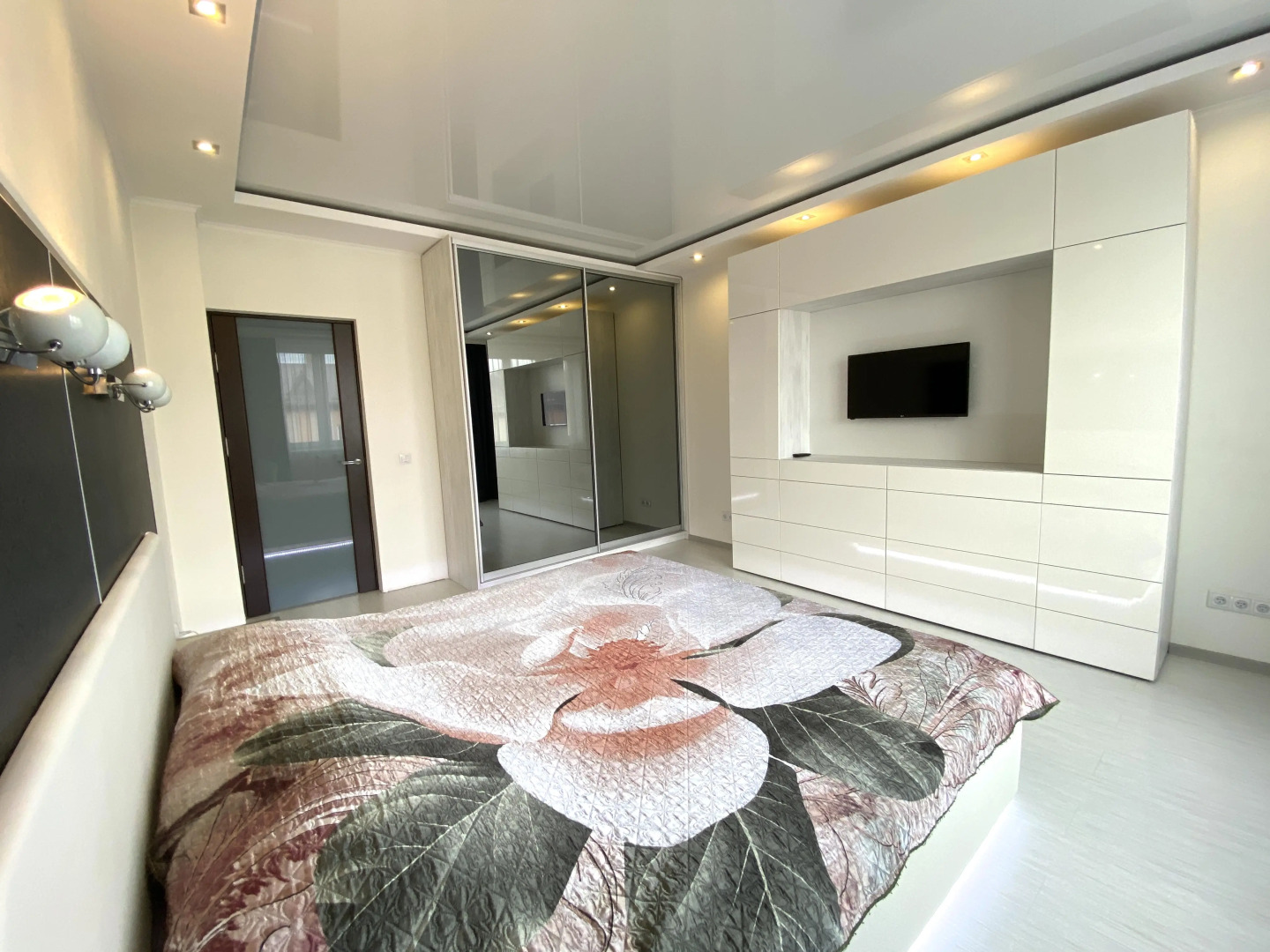 Квартира Royal Stylish Apartments  у Королевских ворот