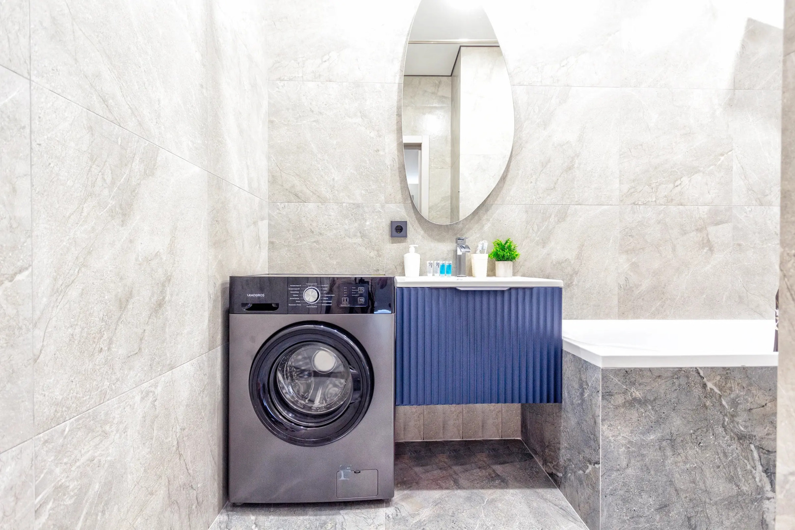 Апартаменты 40 Центр Вид на Город Рядом Метро и Арбат