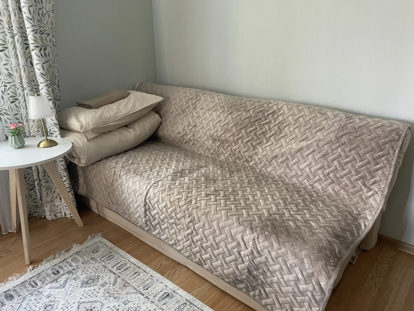 Квартира Просторная 2-комнатная квартира у реки Шоша на первой линии