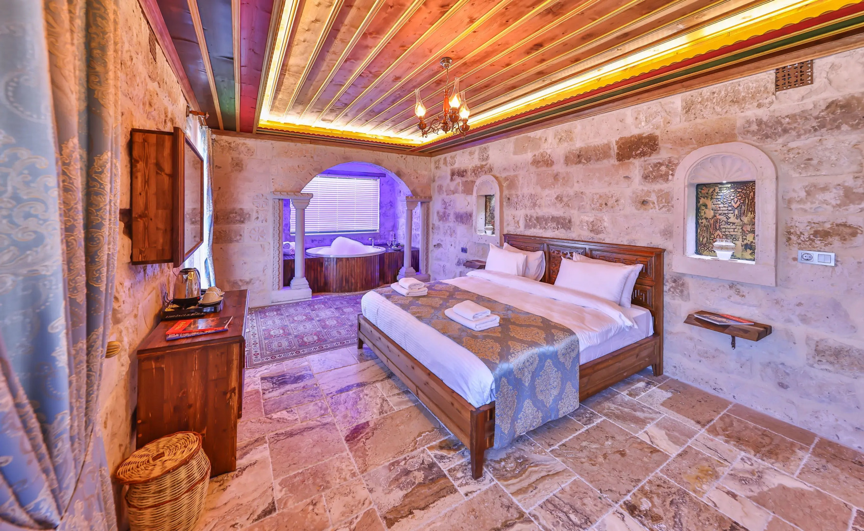 Отель Cappadocia Royal Crown Stone House