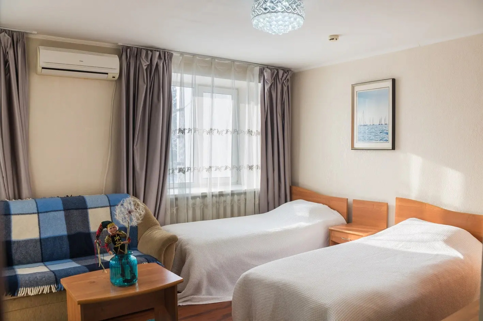 Отель Свет в окне