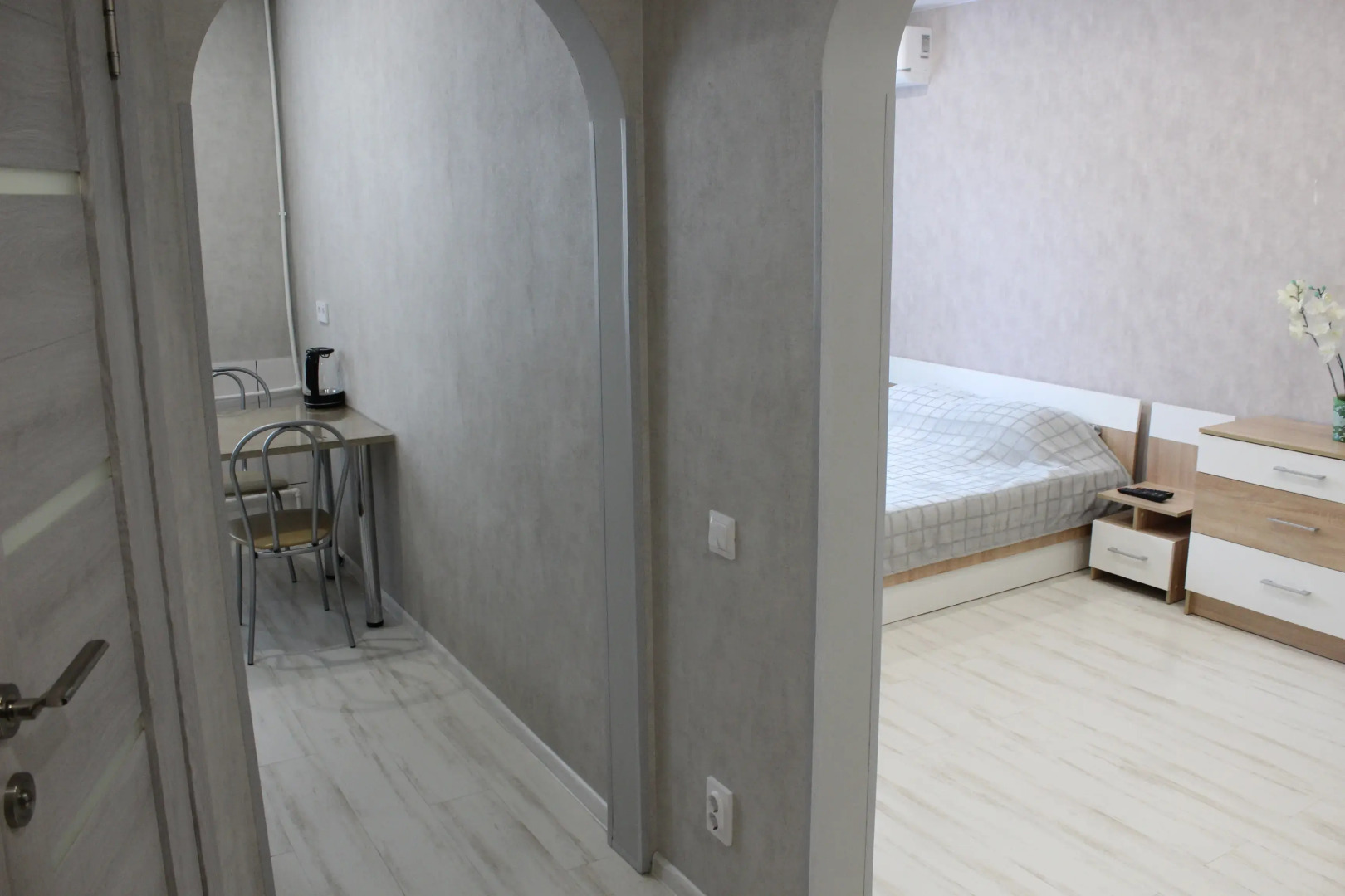 Квартира на Челюскинцев 3