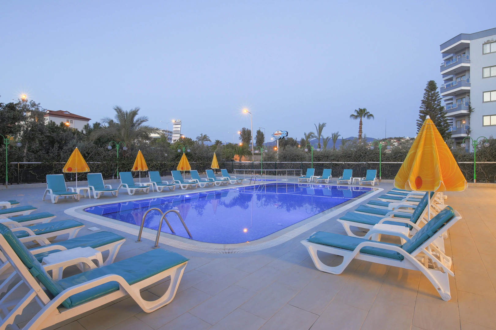 Opia Hotel
