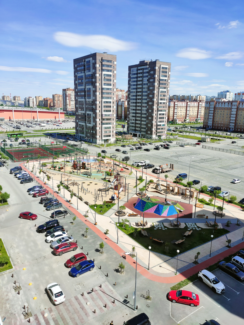 Квартира у ТЦ Кристалл Менделеева 2к2