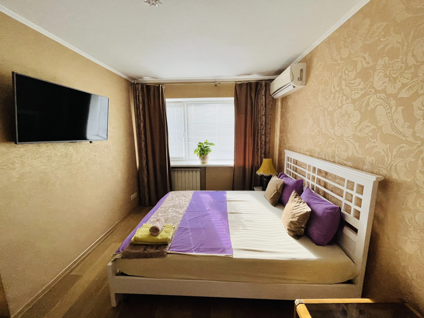 Апартаменты на Площади Ленина