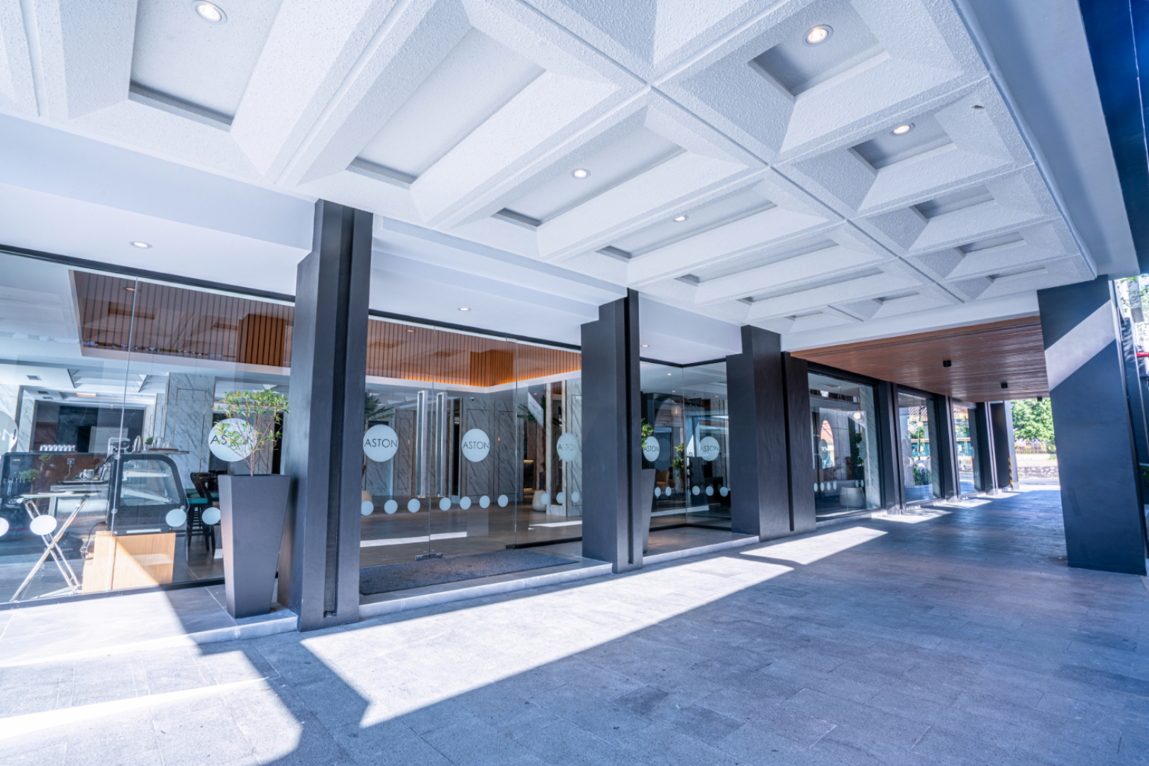 Отель Aston Emidary Bangka Hotel and Conference Center