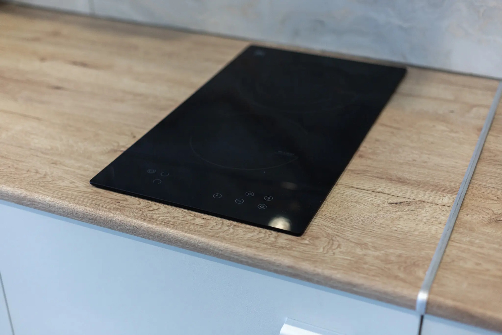 Студия с балконом и видом на горы. Аллея 392