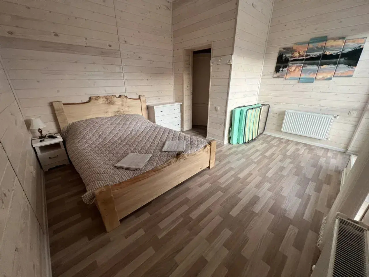 Частный дом с баней, бассейном и мангалом