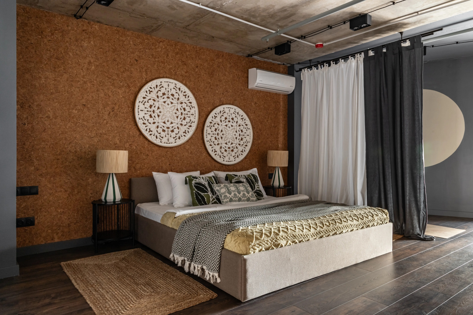 Квартира Moscow Deluxe Apartments Soho Luxury Loft