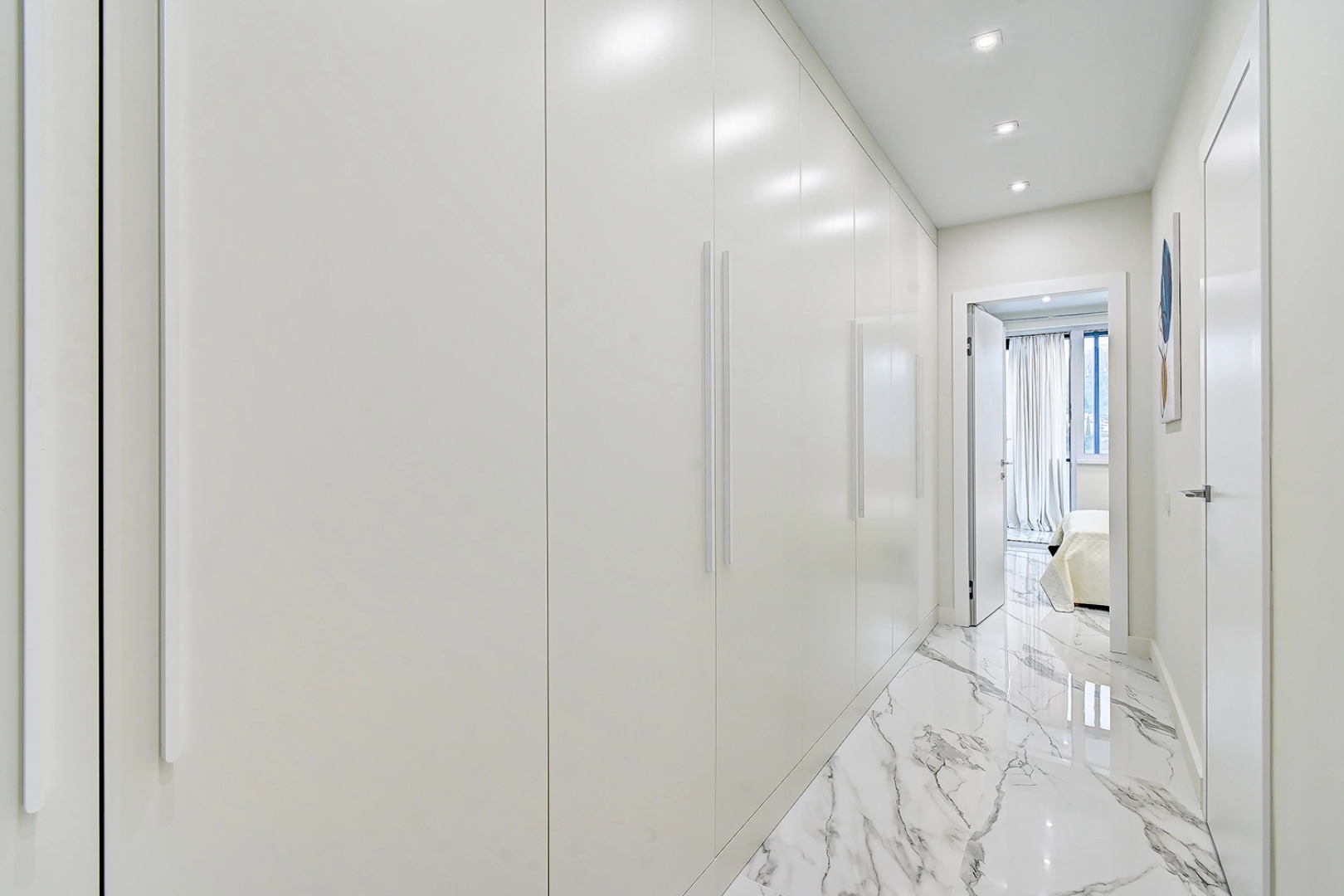 Апартаменты Morskaya Simfonya-2 с 2 сан.узлами, проектором на балконе, бассейном на территории Люкс