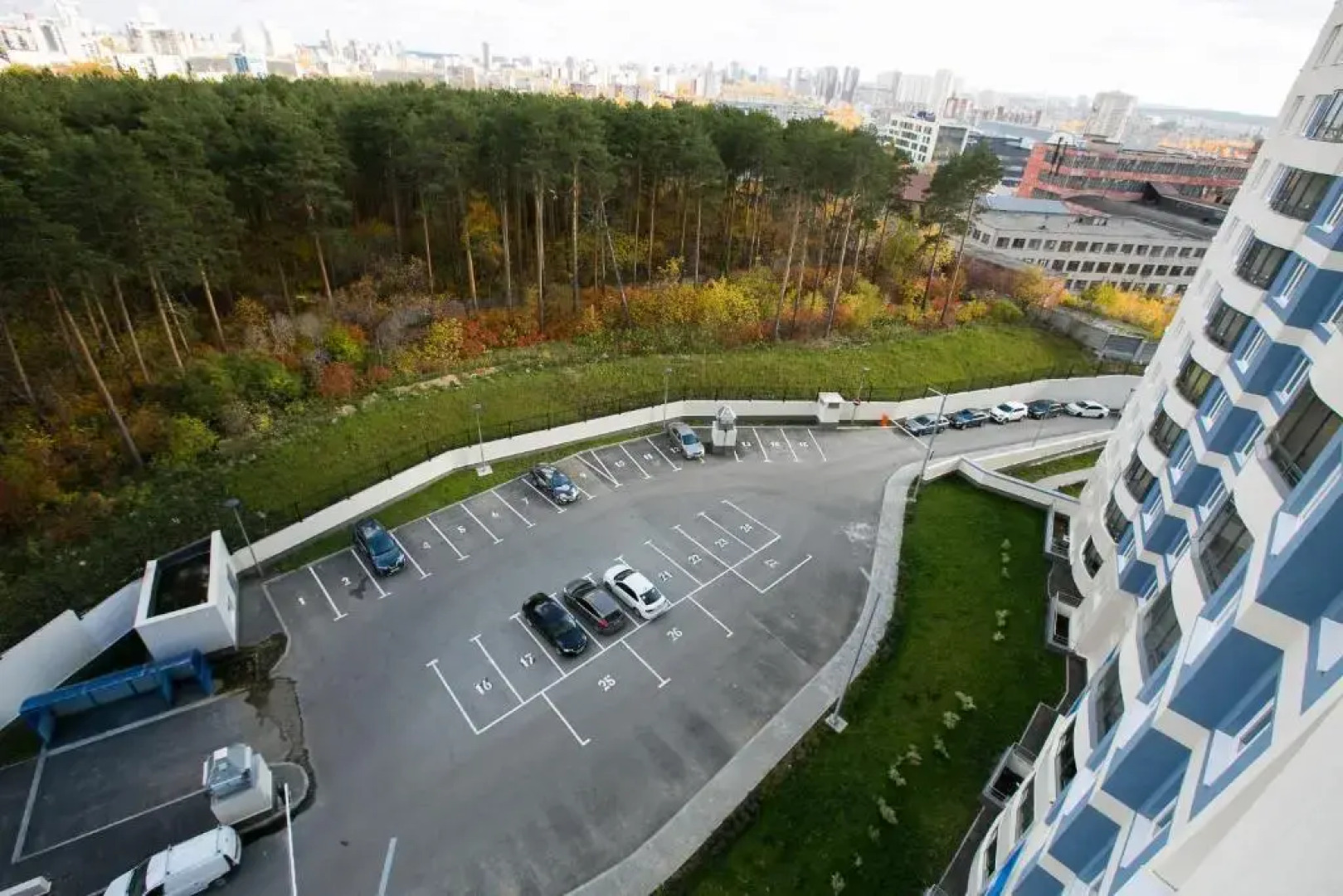 Просторные апартаменты Dayker City Apartments в ЖК Репин Парк