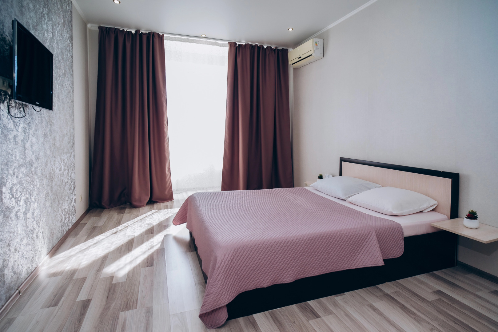 Апартаменты LikeHome у ТРЦ Кит