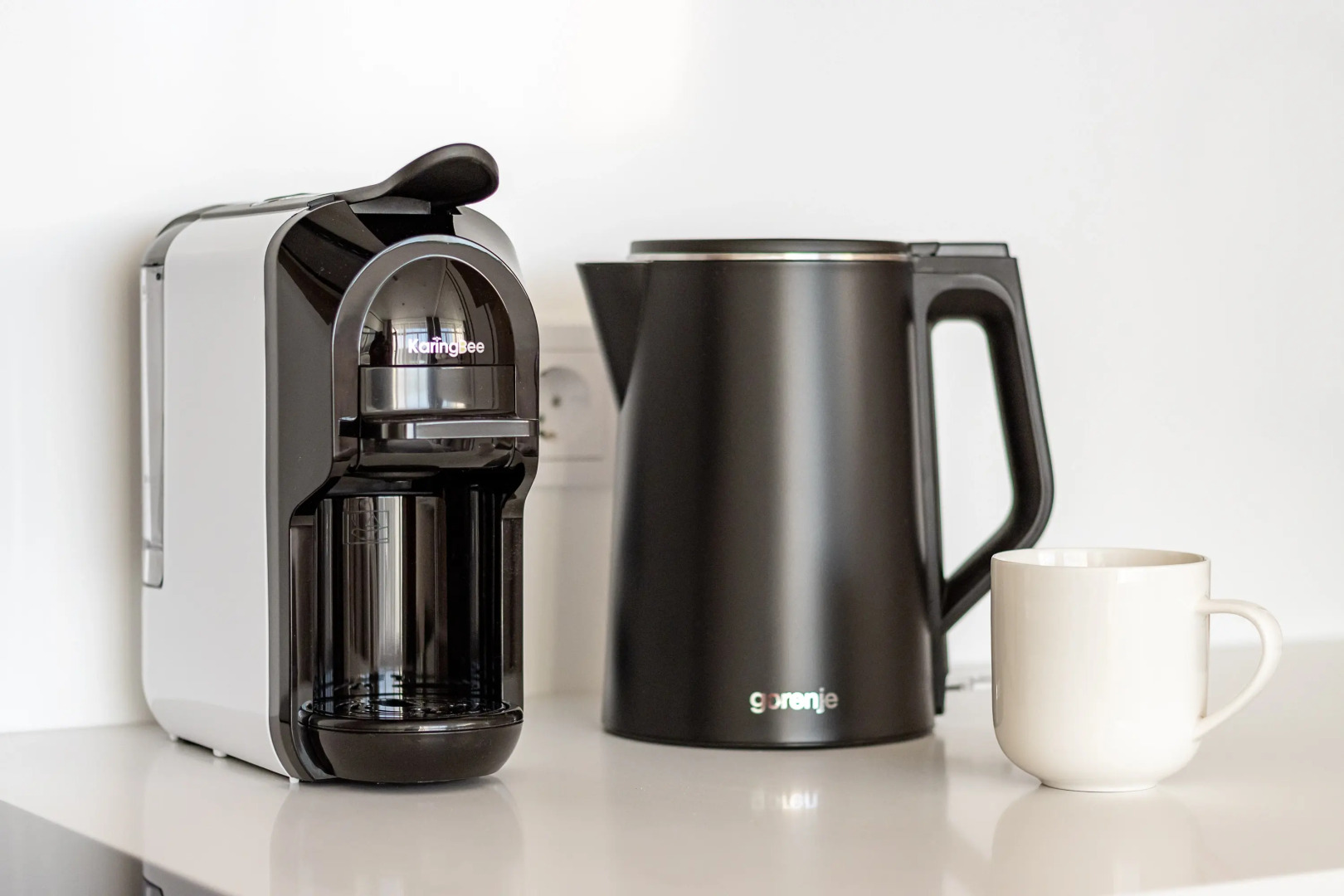 Апартаменты Уютная Студия с Видом на Бассейн и Залив 714