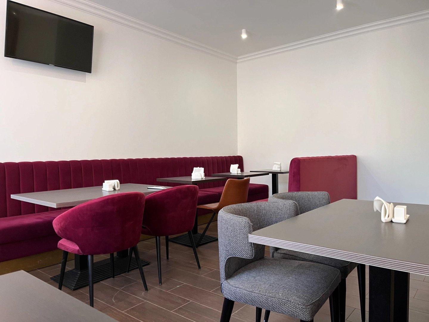 Мини-отель СуперХостел на Невском 130