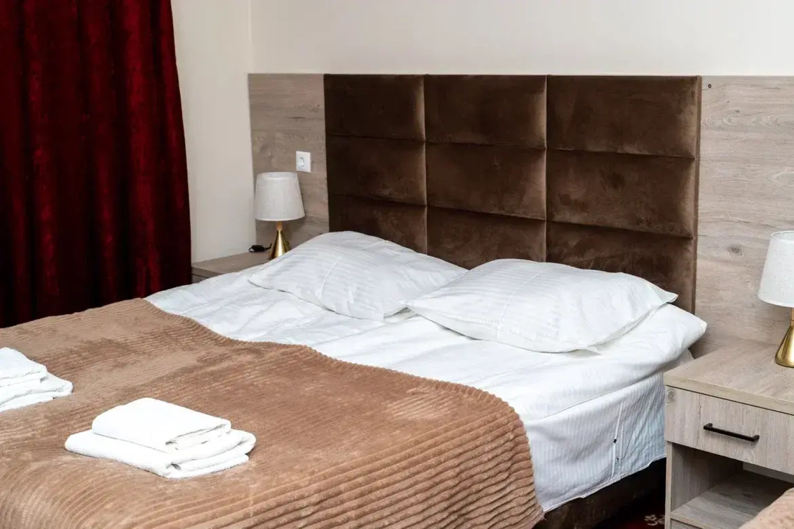 Отель Белые Ночи