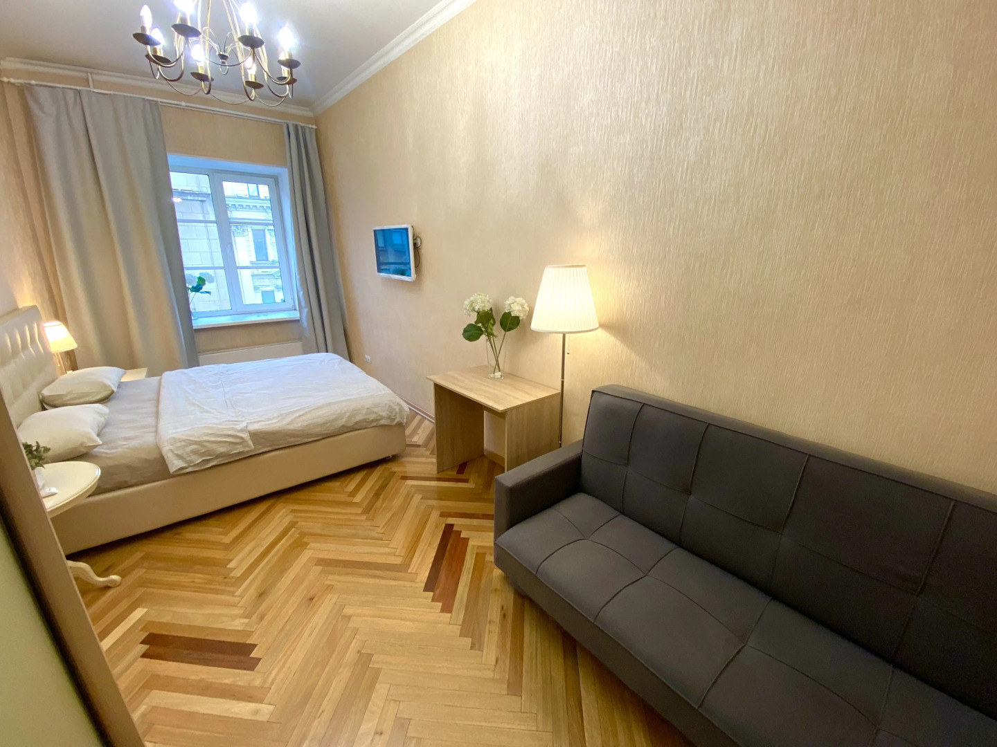 Апартаменты Семейные с видом на Невский проспект