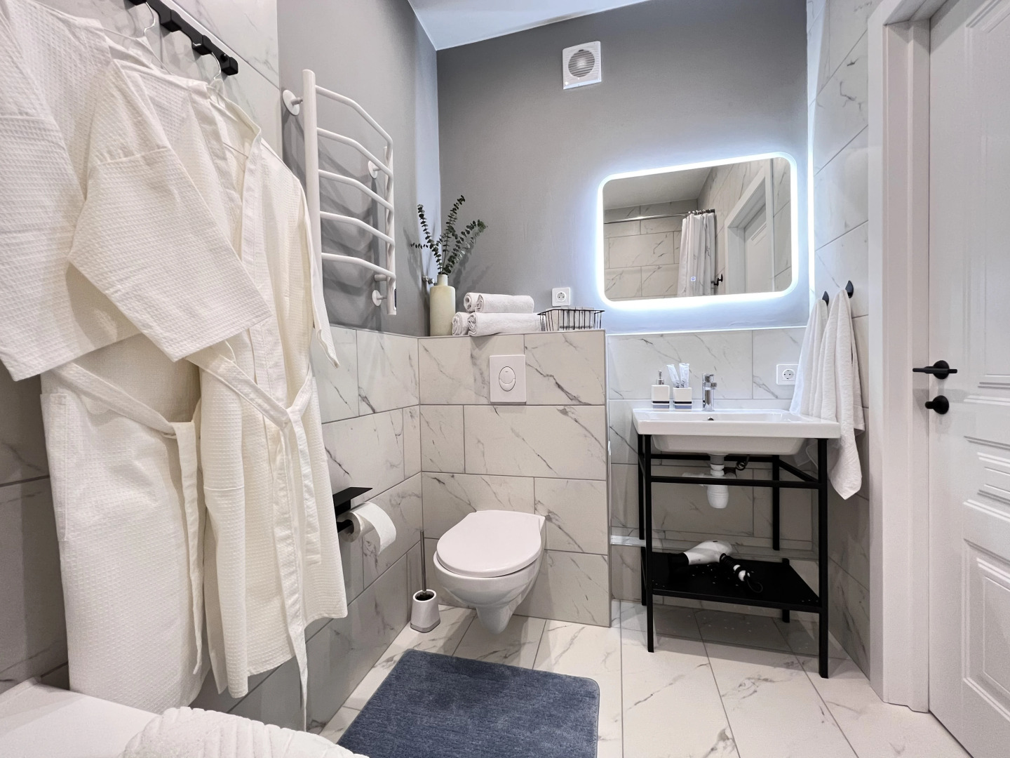 Апартаменты на улице Николая Островского 195/1