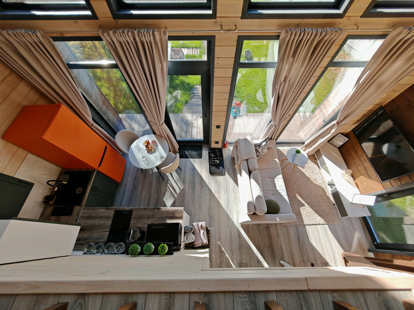 Частный дом Уютный  в Изумрудном