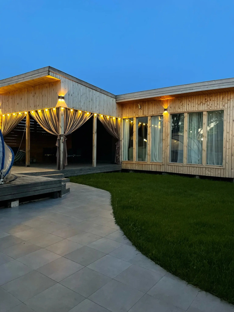 Гостевой дом Черный дом в Хвалынске