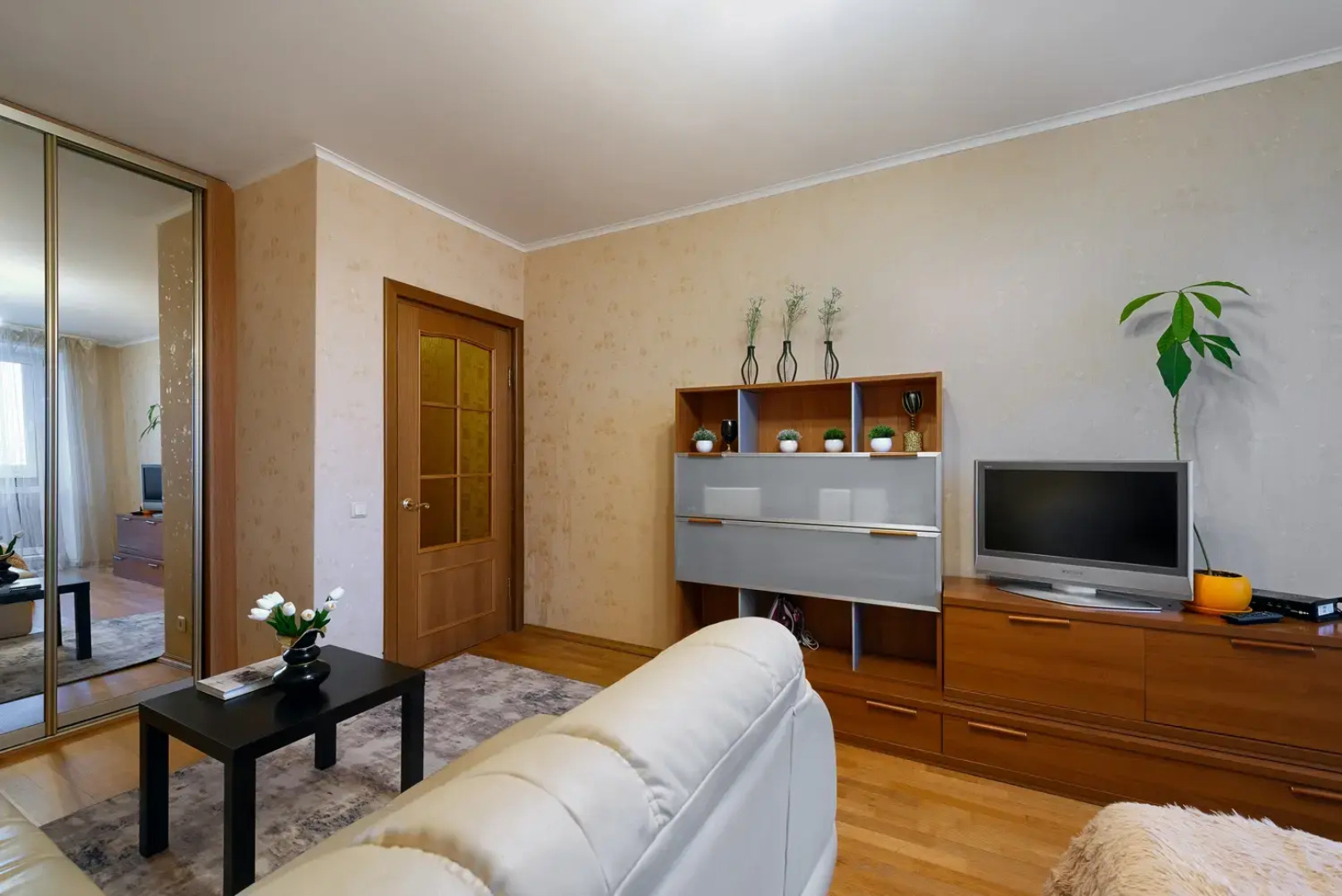 Апартаменты Уютные однокомнатные Трифонофская улица