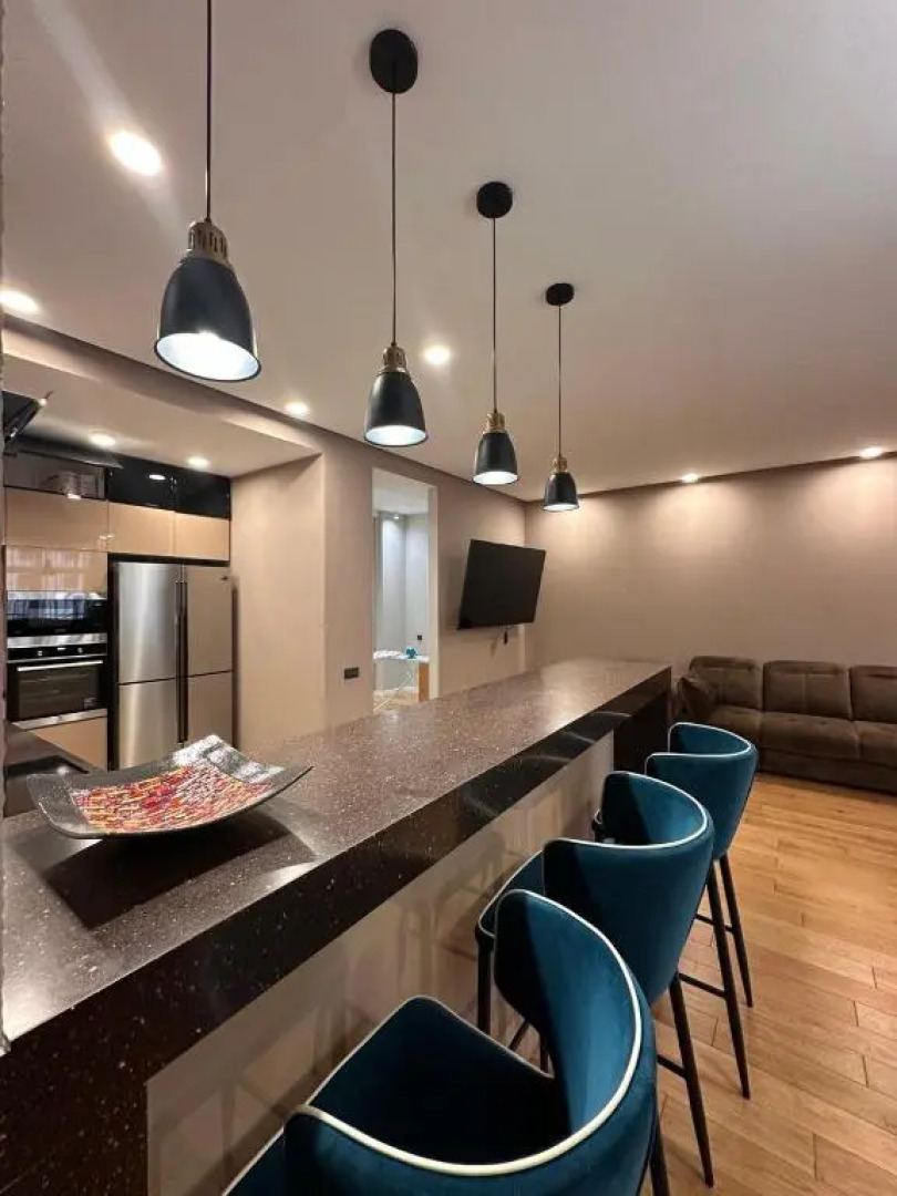 Апартаменты 2 Bedroom Apt On Republic Square