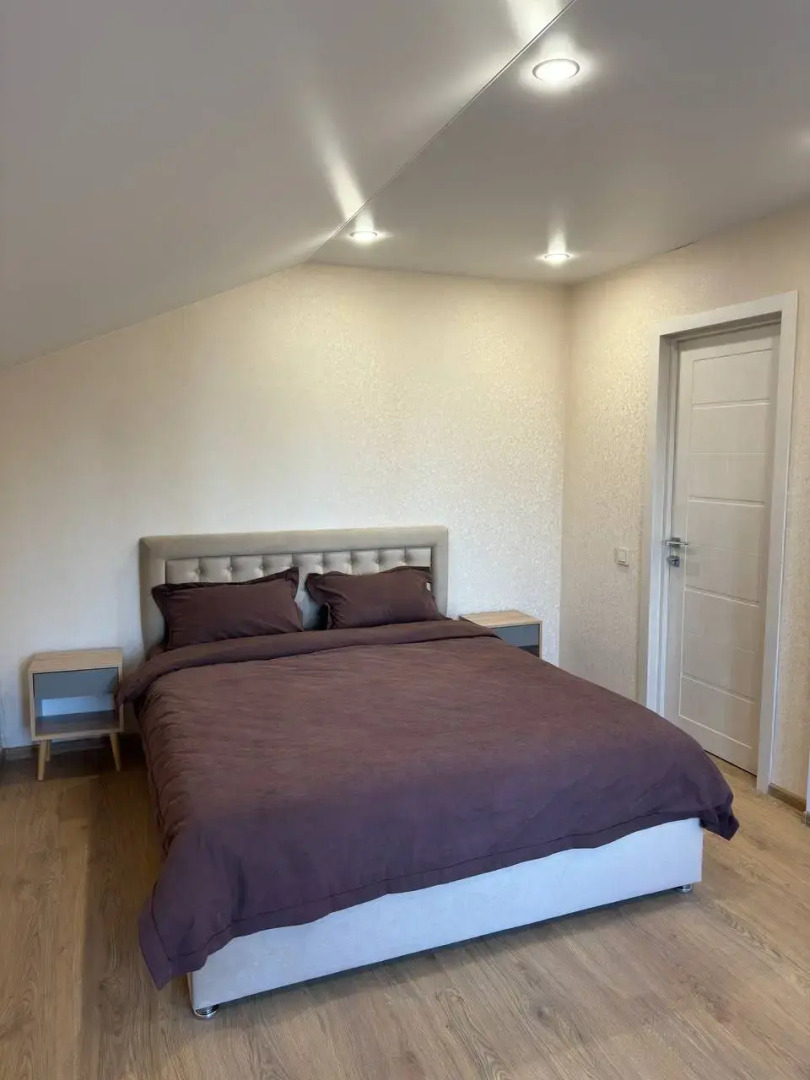 Частный дом Уютный на скале