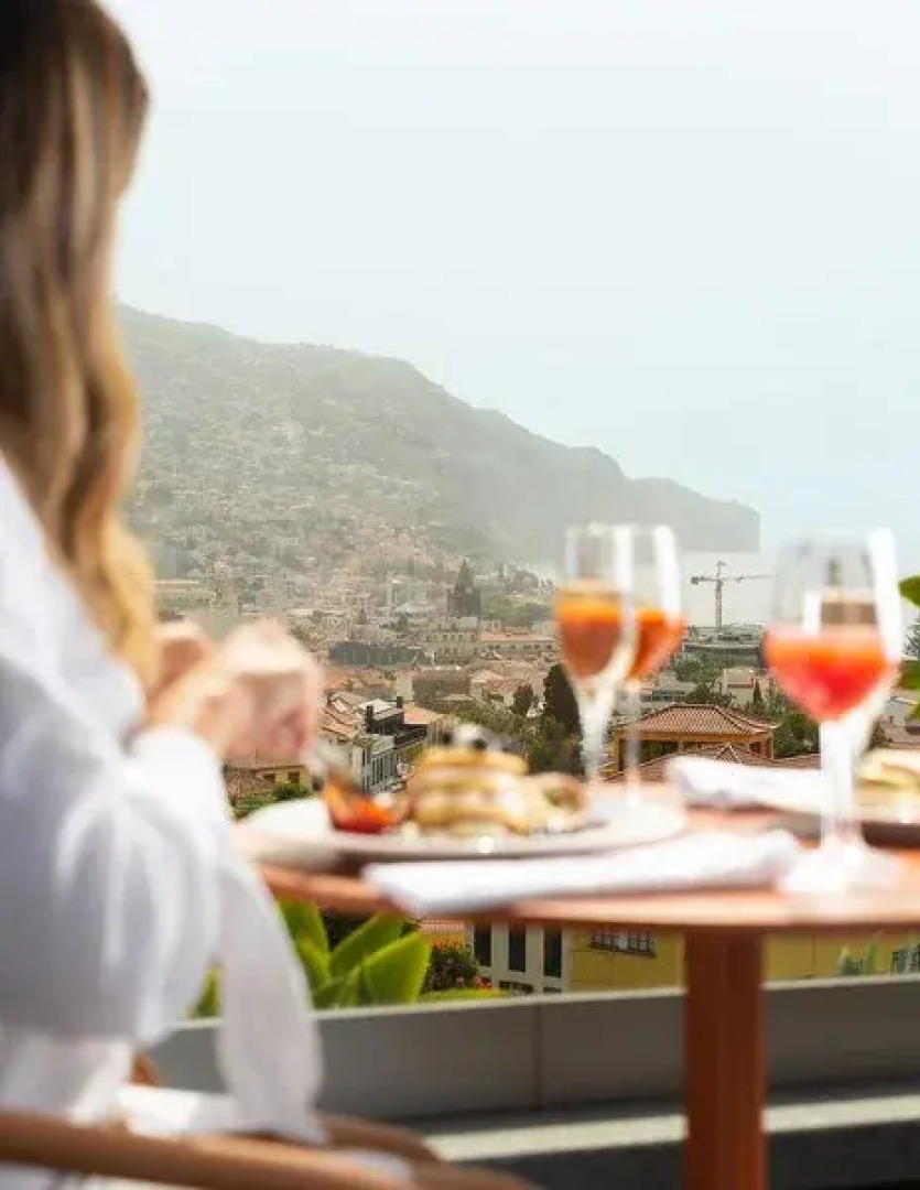 Отель The Views Baia - Adults Only