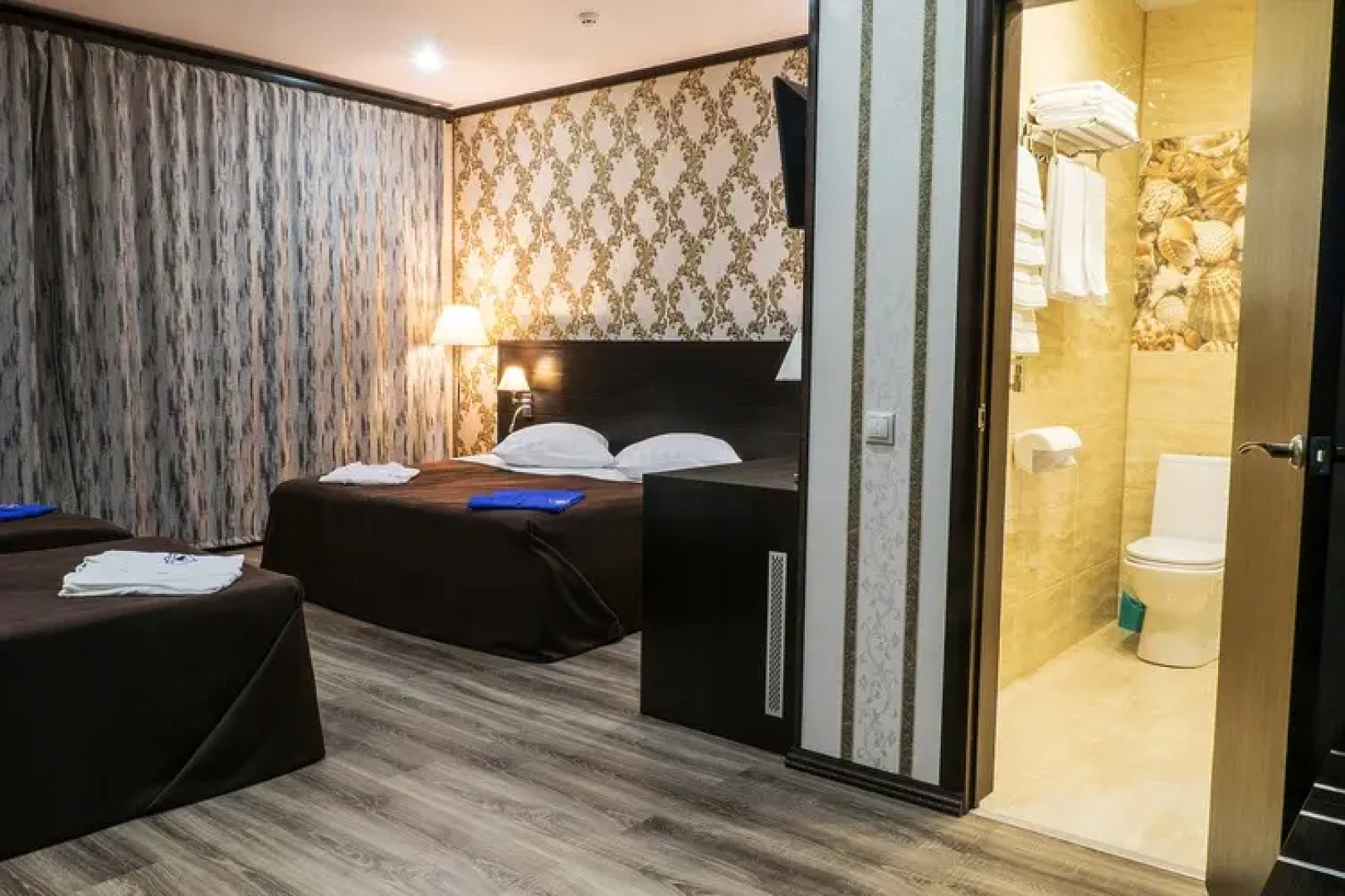 Отель Gold Shark