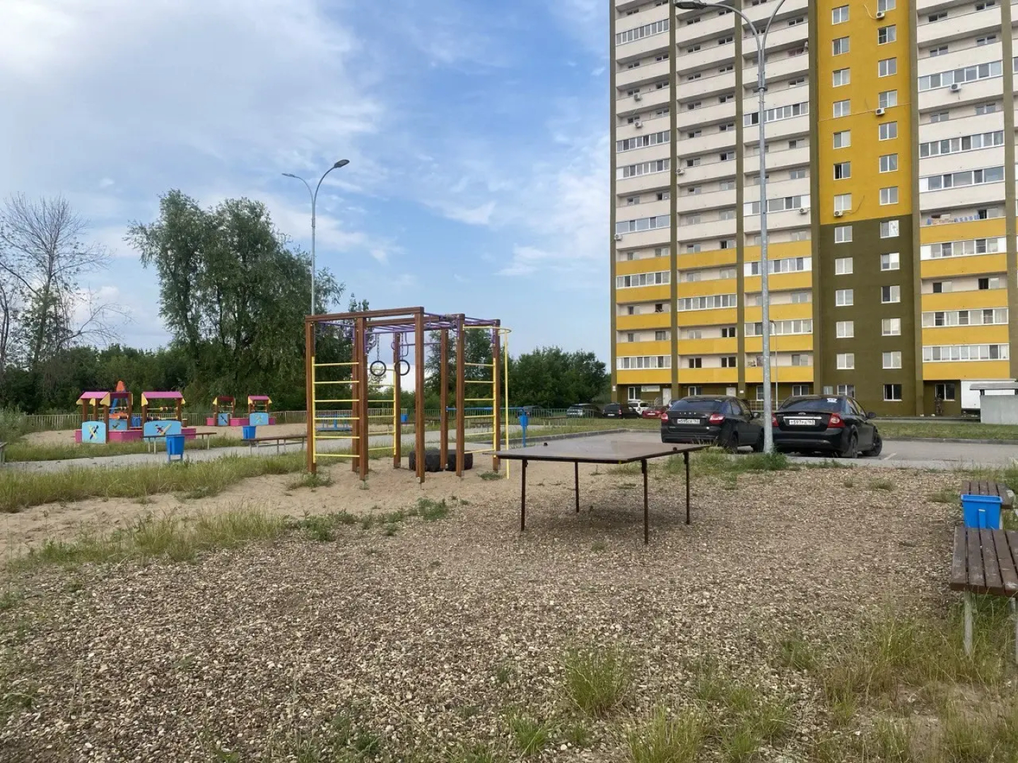 Квартира Уютная двухкомнатная