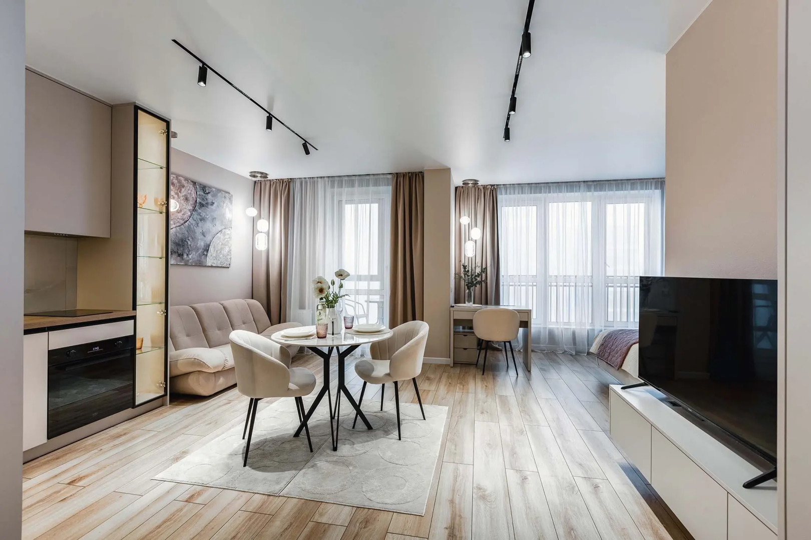 Апартаменты Светлые с Балконом в Минск Мире