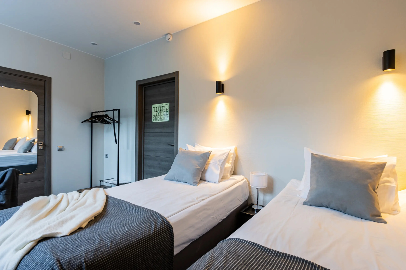 Отель Номера на Сенной