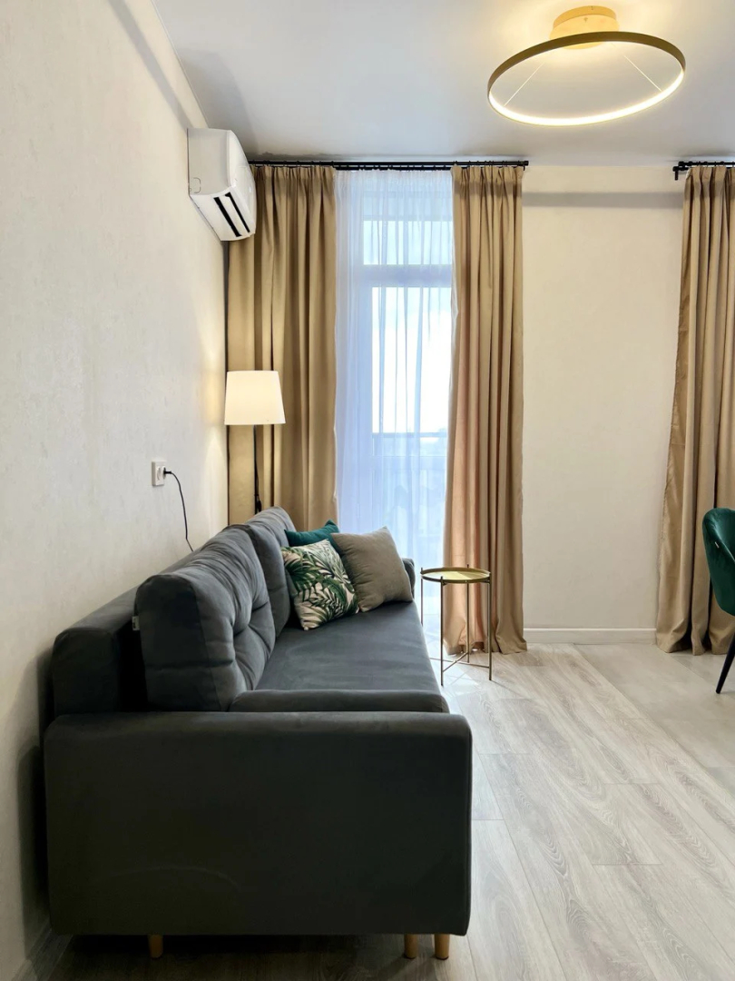 Апартаменты Fox Homes Стильная евро 2к квартира в центре города