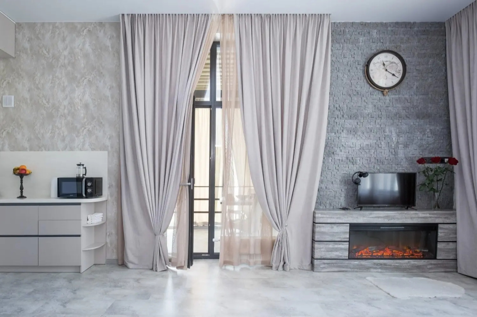 Квартира Премиум-класса Лучшая Локация Огромная Лоджия Панорама на Обь Парковка у Лифта