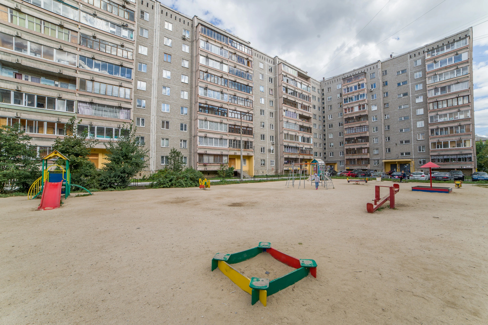 Апартаменты на Индустрии 53