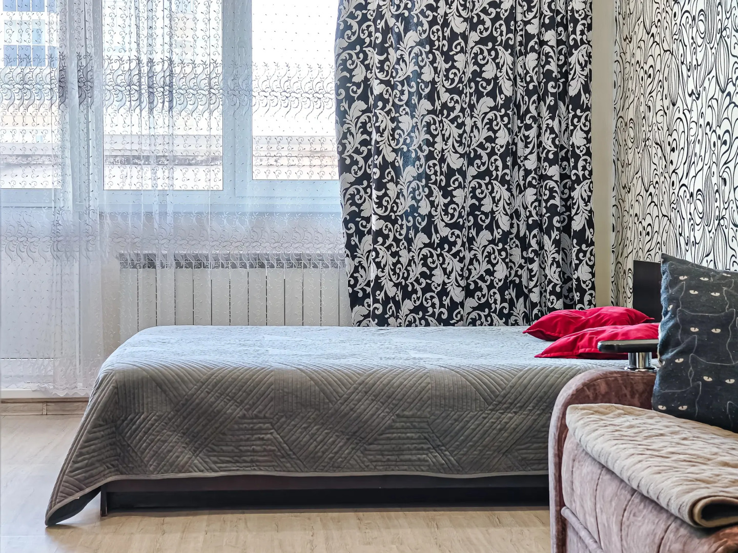 Апартаменты Фрунзе 49 этаж 17