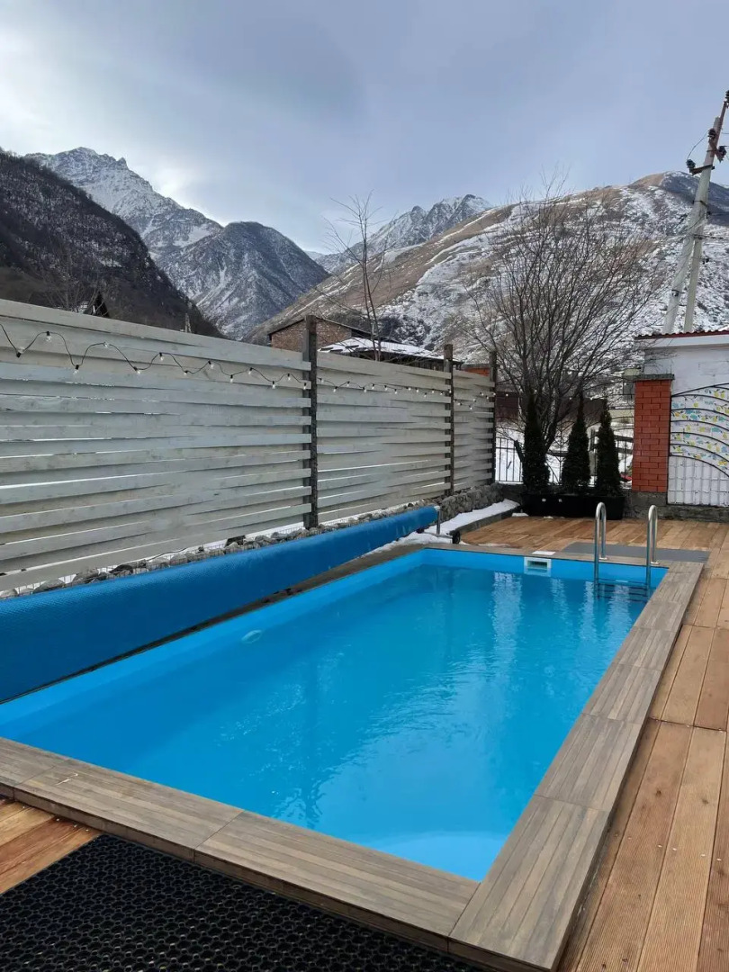 Частный дом с Бассейном у Леса