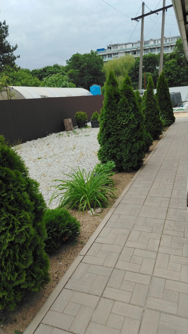 Гостевой Дом "Adam & Eva"