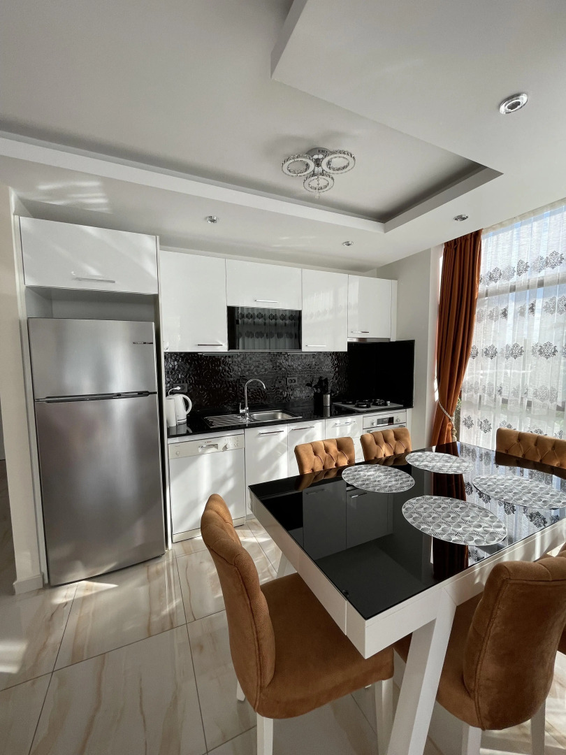 Апартаменты у моря 320 м с балконом