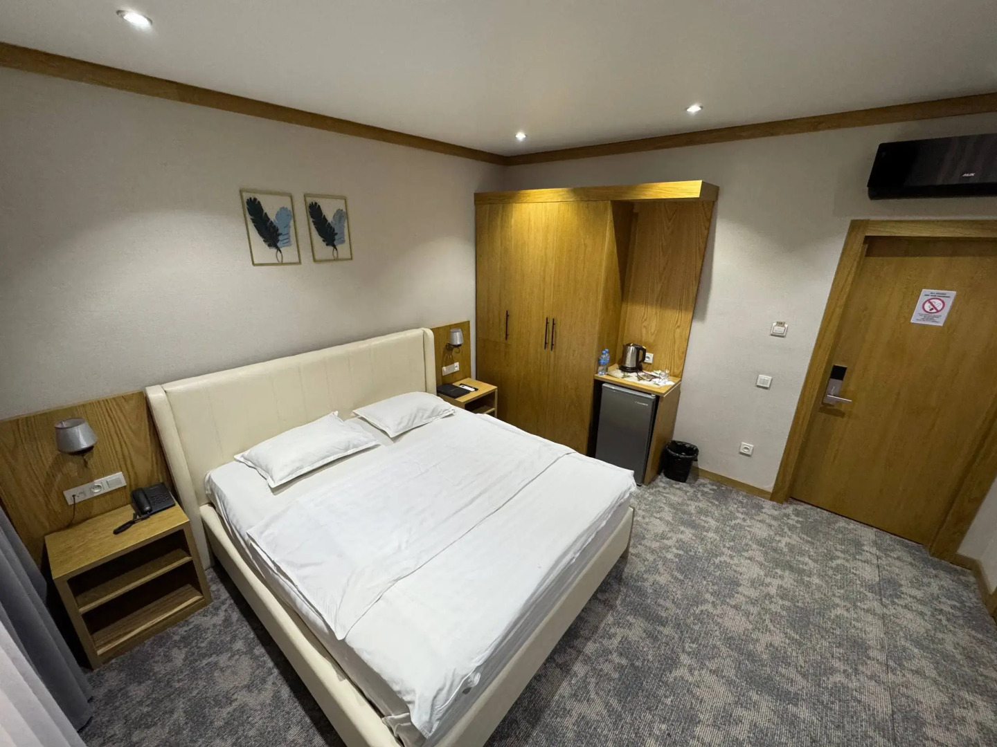 Отель Vella Elegant