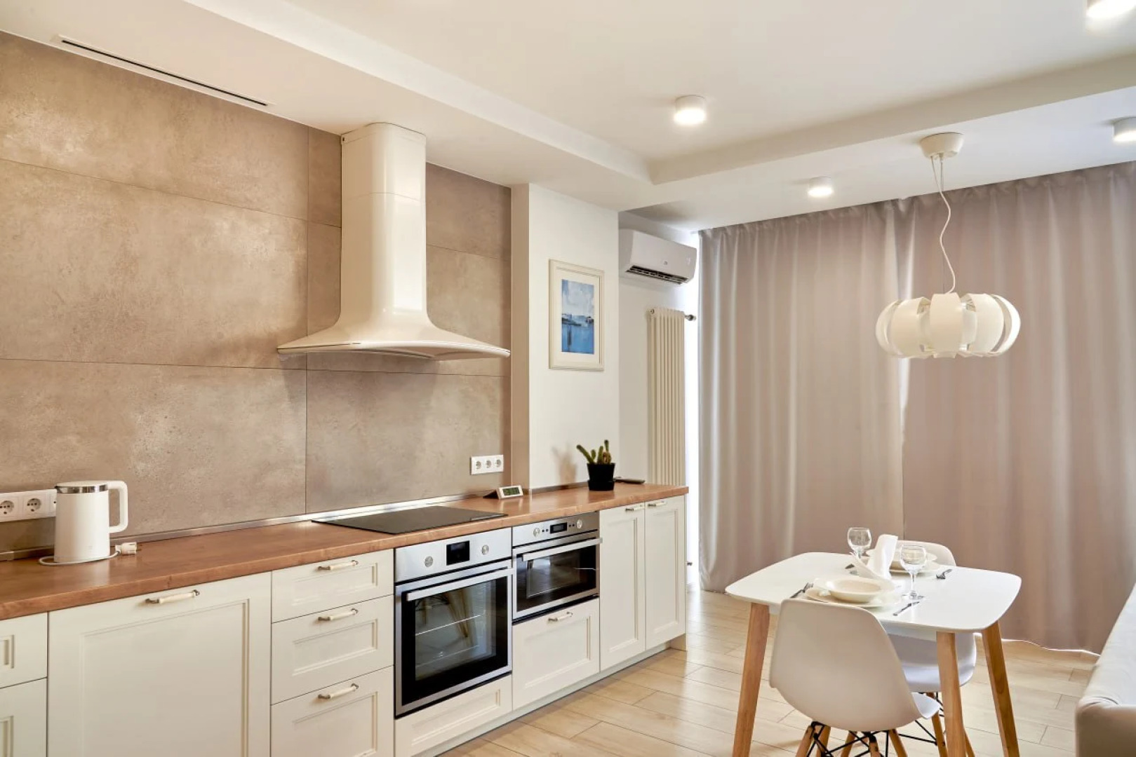 Апартаменты Румер в современном жилом комплексе у ТЦ Дана Молл