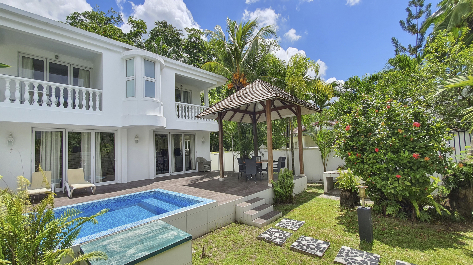 Вилла Chateau Elysium Two-Bedroom Villa 1