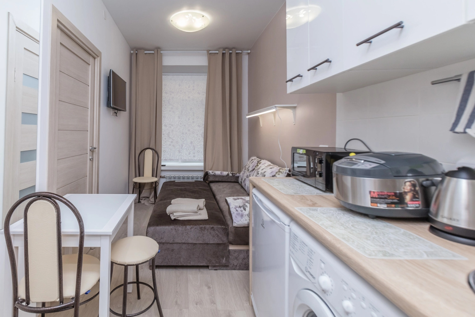 Апартаменты 1 Студия на Саперном 8