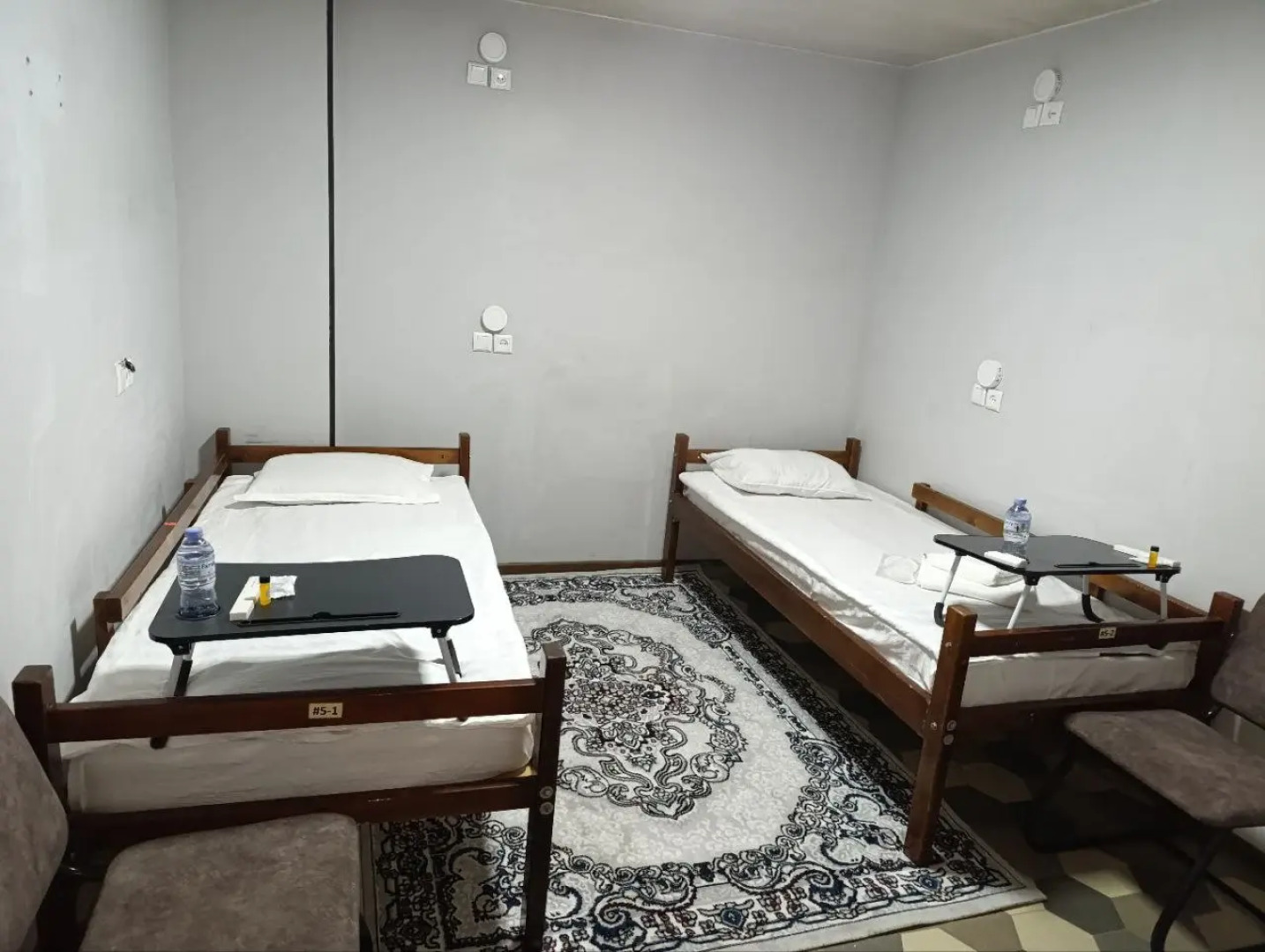 Хостел Caravan Hostel